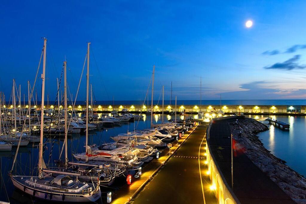 Appartamento A 50 Mt Dal Mare Rosignano Solvay Exterior foto
